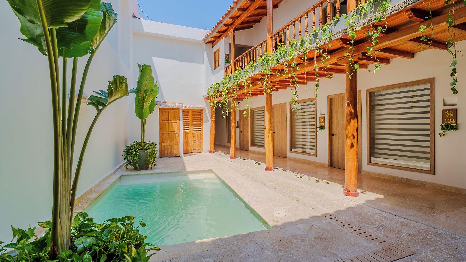 Casa Emma Boutique *