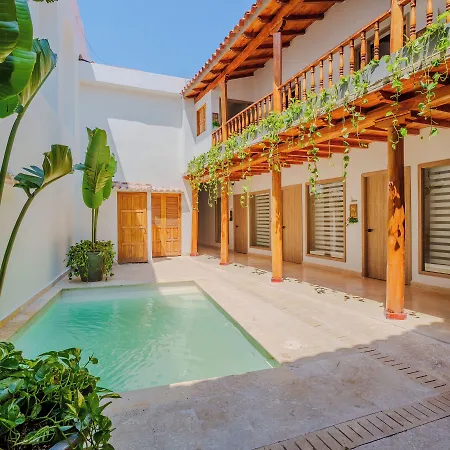 Casa Emma Boutique *